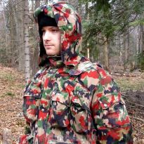 NOWA SZWAJCARSKA KURTKA WOJSKOWA DO LASU 13 KIESZENI SWISS ARMY M70 TAZ