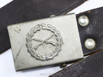 PAS WOJSKOWY SKÓRZANY Z KLAMRĄ ARMII WĘGIERSKIEJ RZADKOŚĆ